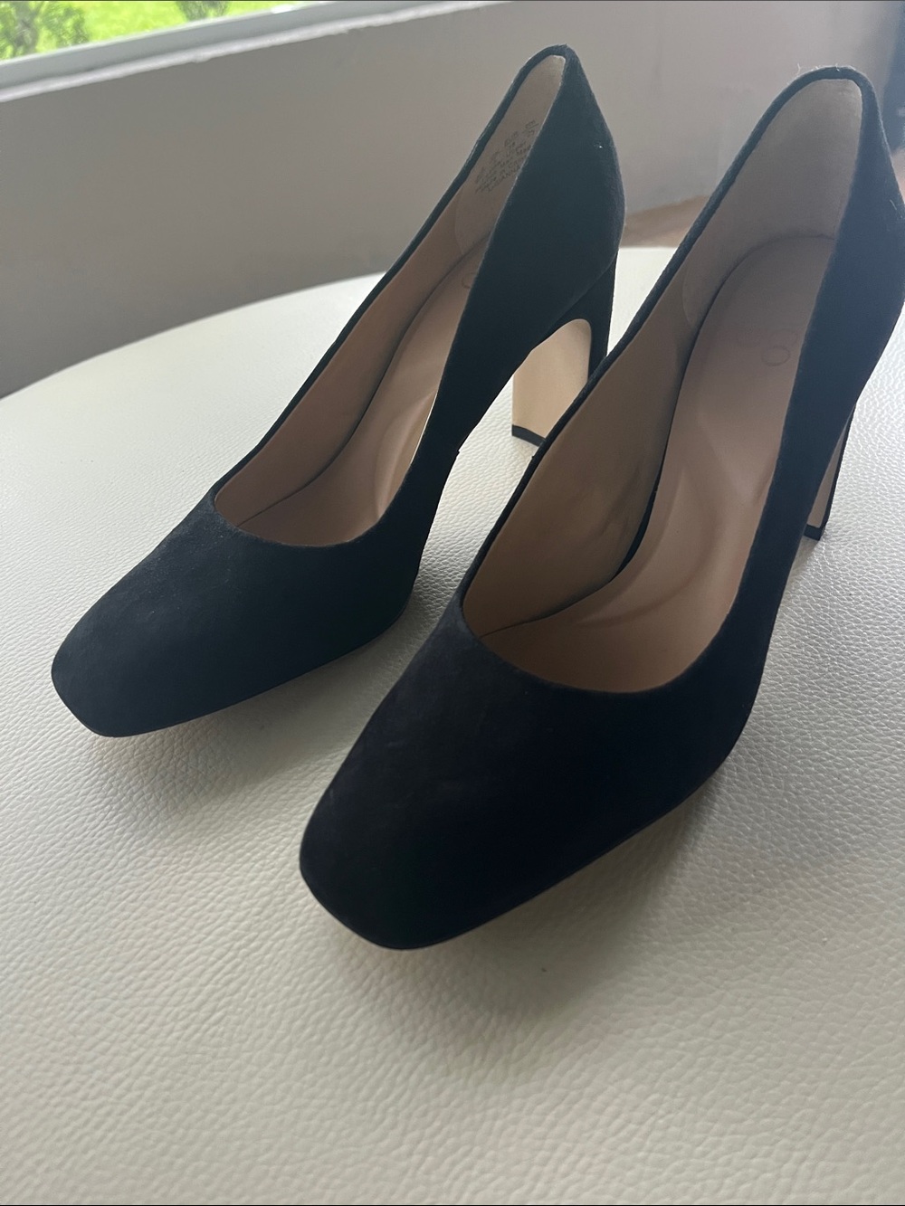 Classic Black Women's Suede Pumps